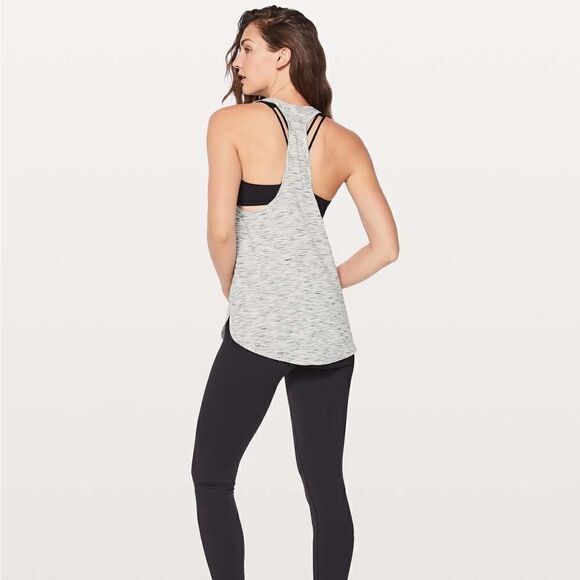 Lululemon 105f degree singlet tank Tiger Space Dye Black White size 6 - Picture 3 of 6